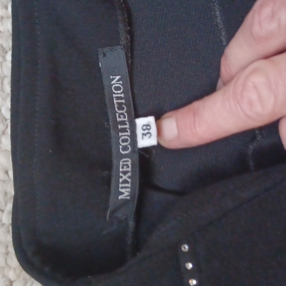 Holiday studded pants with slit in legs back zipper flare 100 polyester size 38 - Picture 9 of 12